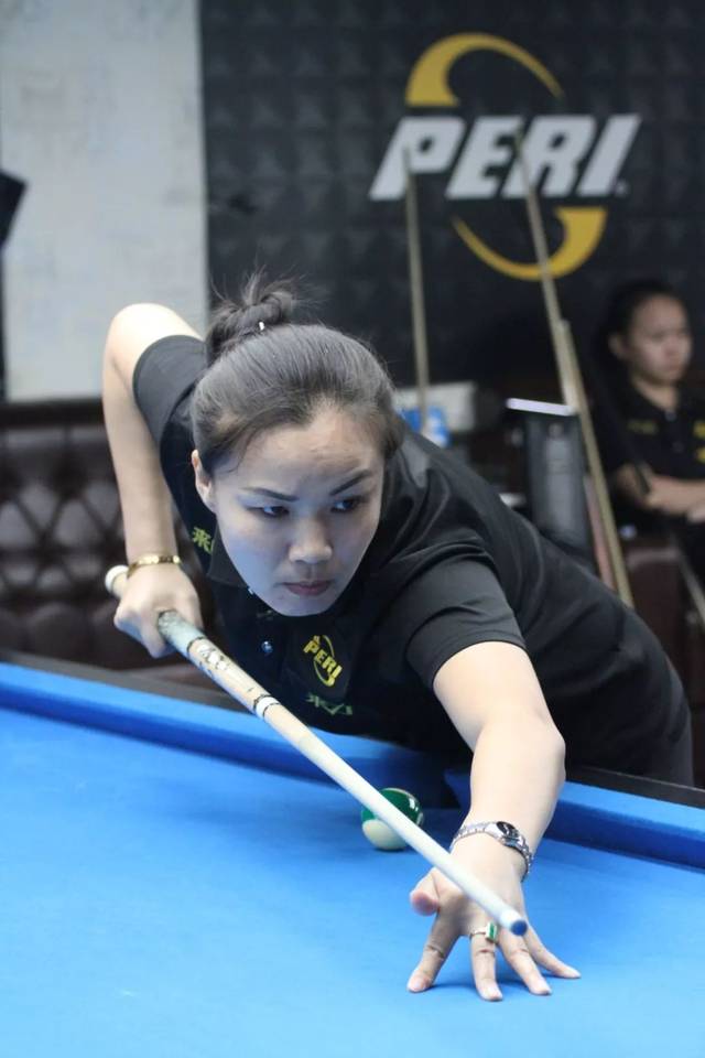 球员与哈登 球员与哈登