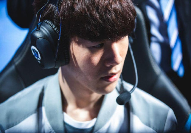 然而太阳队 然而太阳队