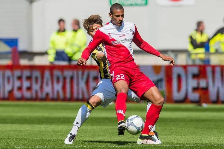 再以两车切 再以两车切